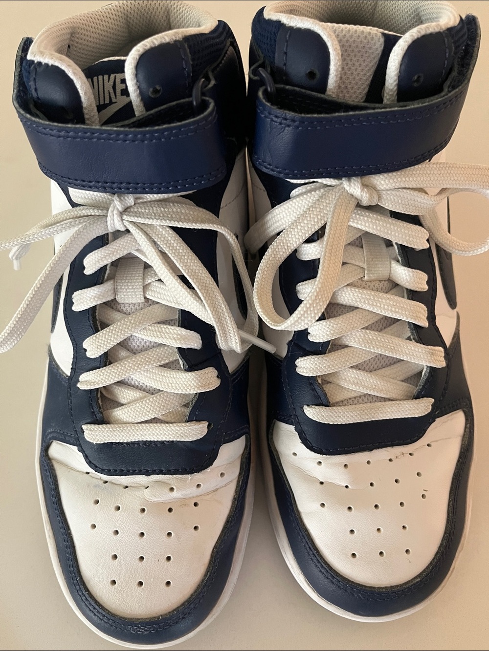 Boys Nike Court Borough Mid - Navy/White size 6.5Y - Picture 9 of 10